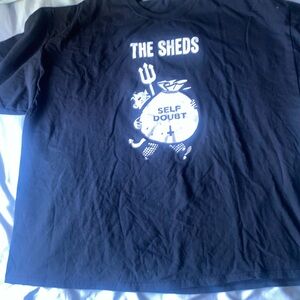 Black 'The Sheds' Graphic Tee size 3XL🌙